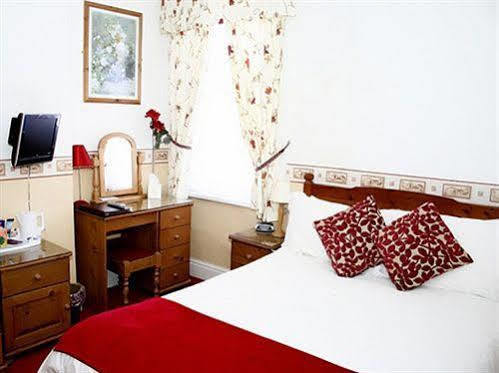 Robyn'S Guest House Scarborough Buitenkant foto